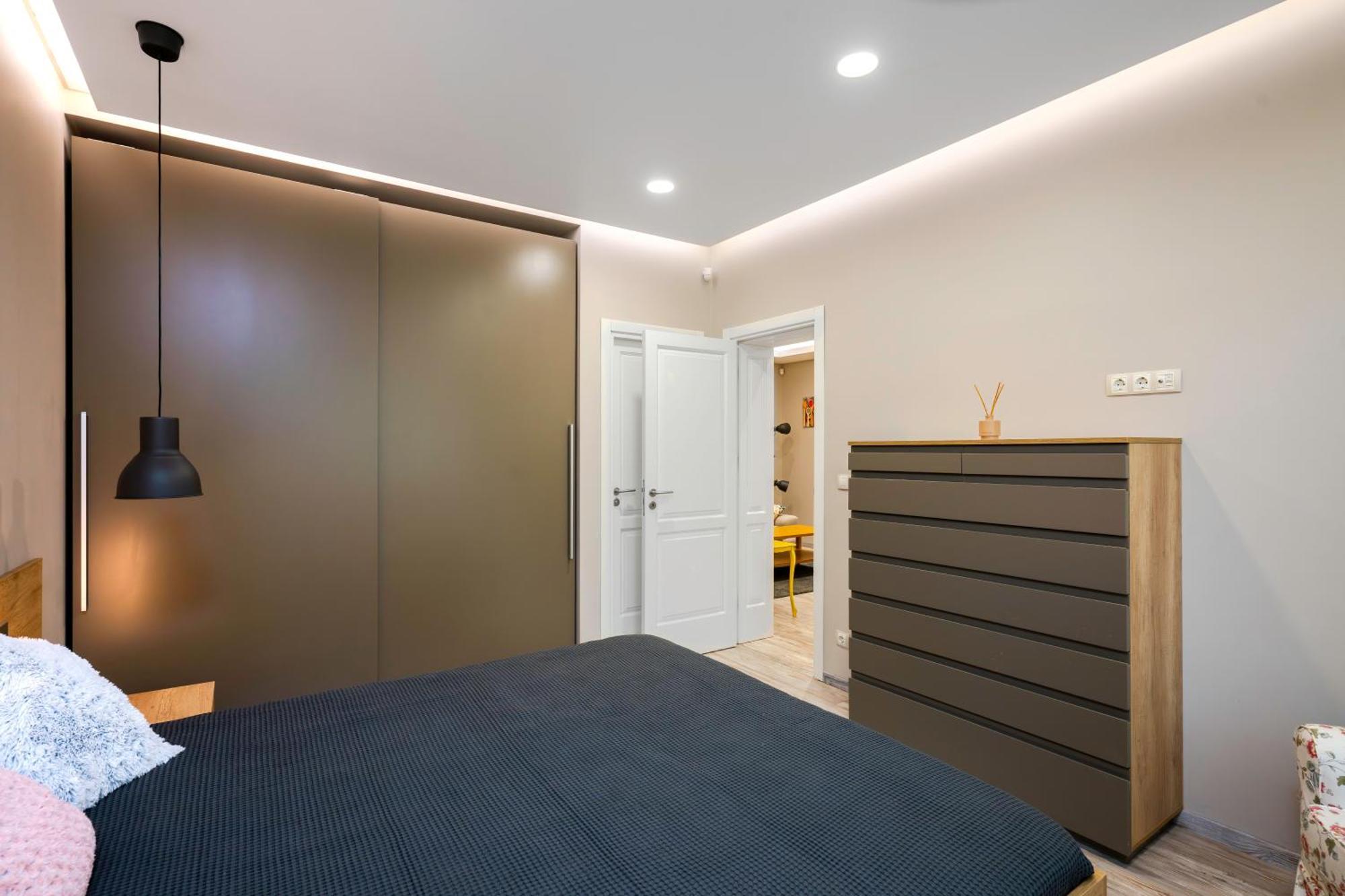 Elegant Escape In The Heart Of The Apartment